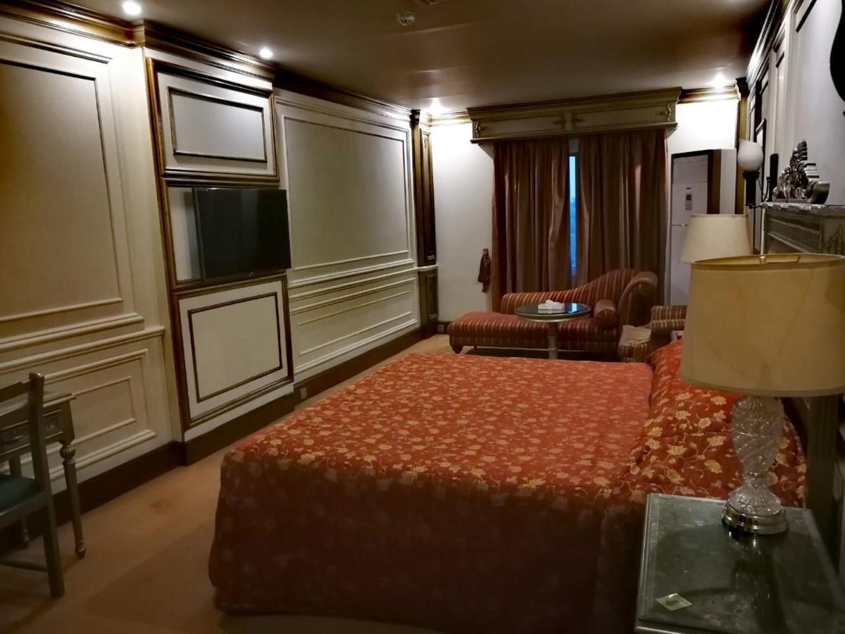 Regency Inn Hotel Lahore Exteriér fotografie