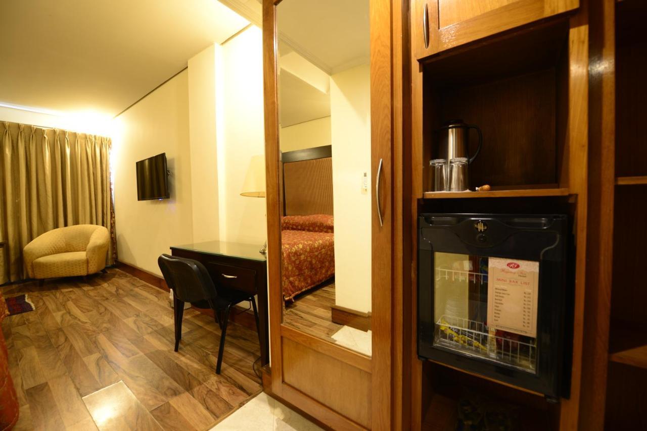Regency Inn Hotel Lahore Exteriér fotografie