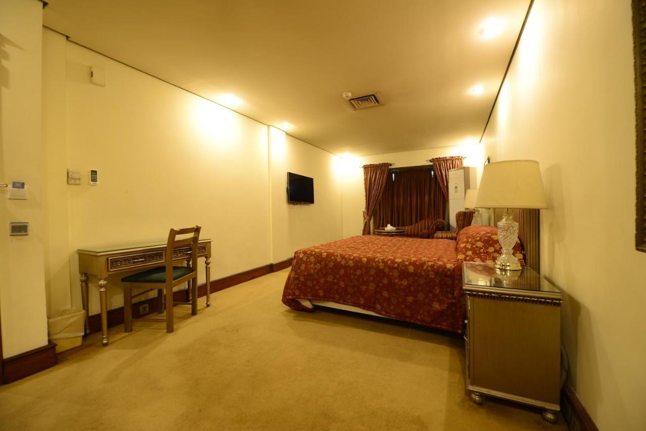 Regency Inn Hotel Lahore Exteriér fotografie