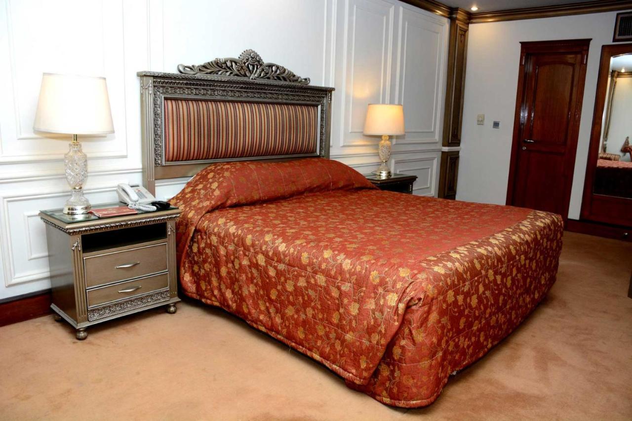 Regency Inn Hotel Lahore Exteriér fotografie