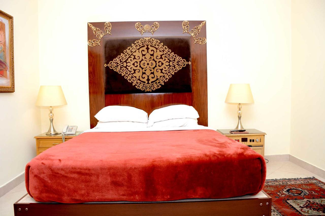 Regency Inn Hotel Lahore Exteriér fotografie