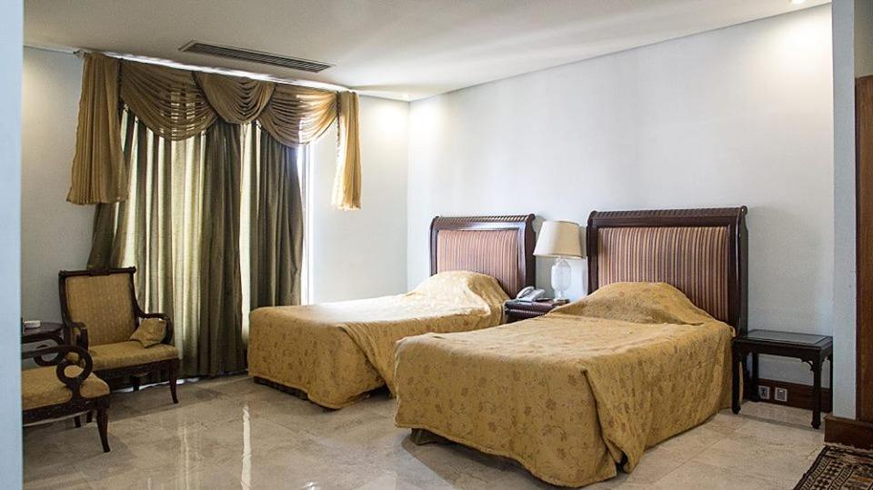 Regency Inn Hotel Lahore Exteriér fotografie