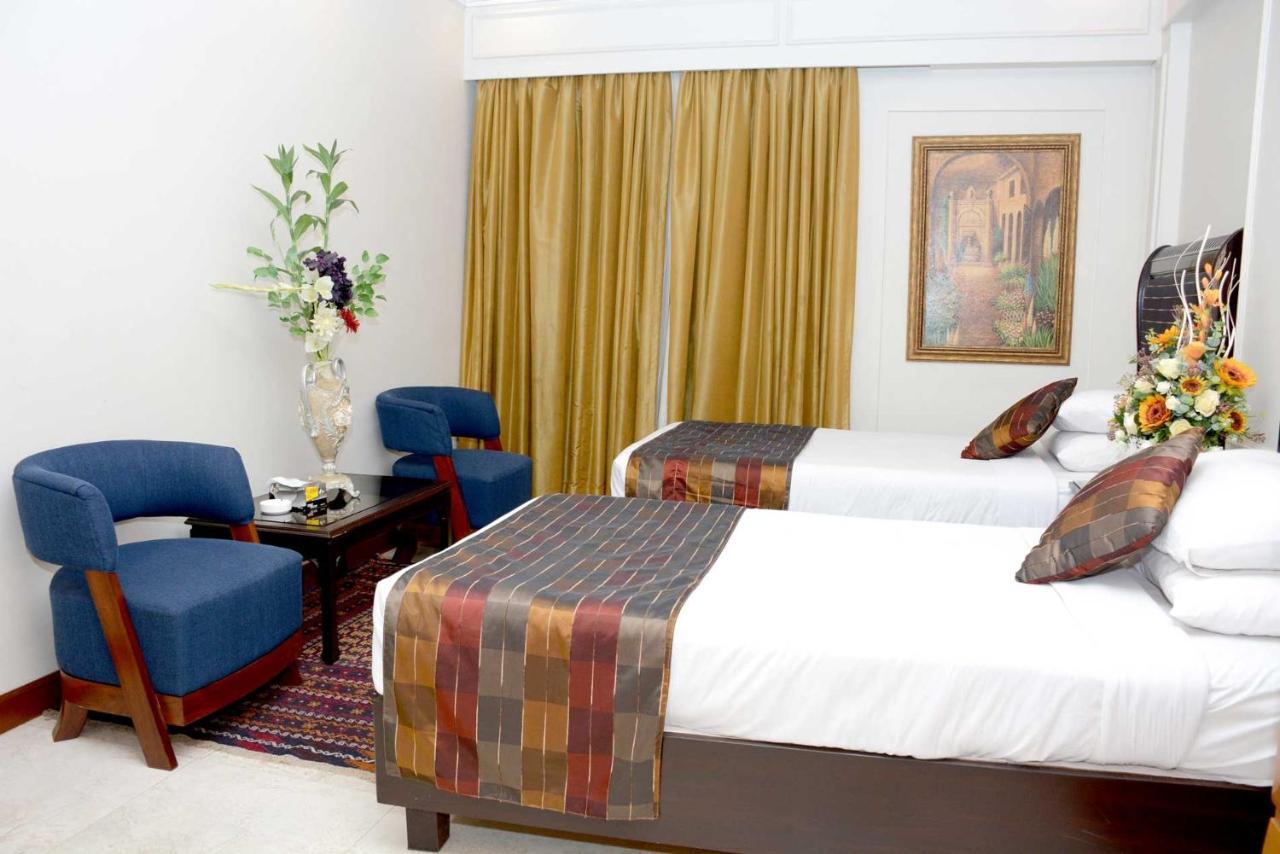 Regency Inn Hotel Lahore Exteriér fotografie